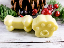 Load image into Gallery viewer, Pet Safe Soy wax melts (tarts) made with citrus essential oils.