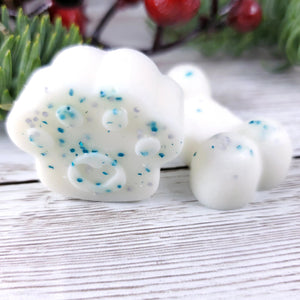 Pet Safe Soy wax melts (tarts) made with peppermint and spearmint essential oils.